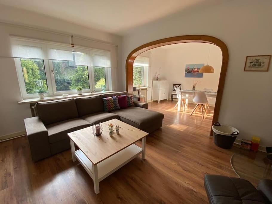 Feddersen Living Grosse Ferienwohnung - Garten - Terrasse - Smart Tv - Netflix Brunsbuttel Eksteriør bilde