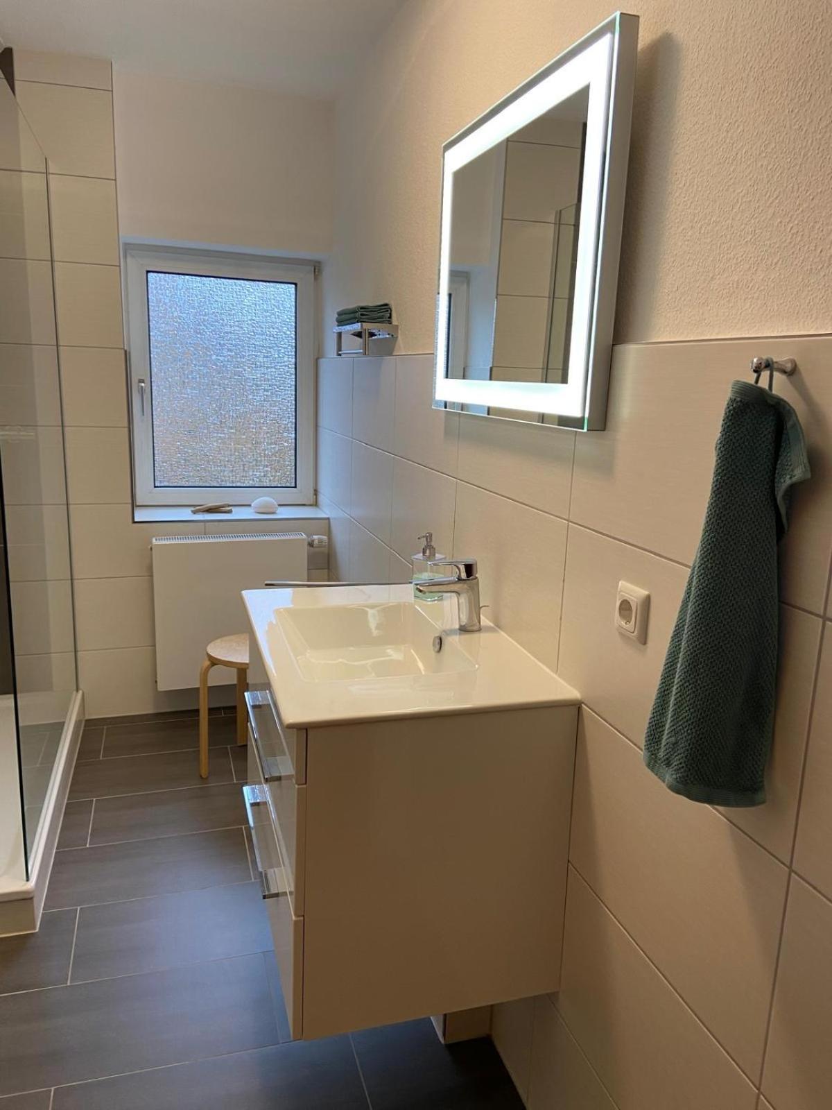 Feddersen Living Grosse Ferienwohnung - Garten - Terrasse - Smart Tv - Netflix Brunsbuttel Eksteriør bilde